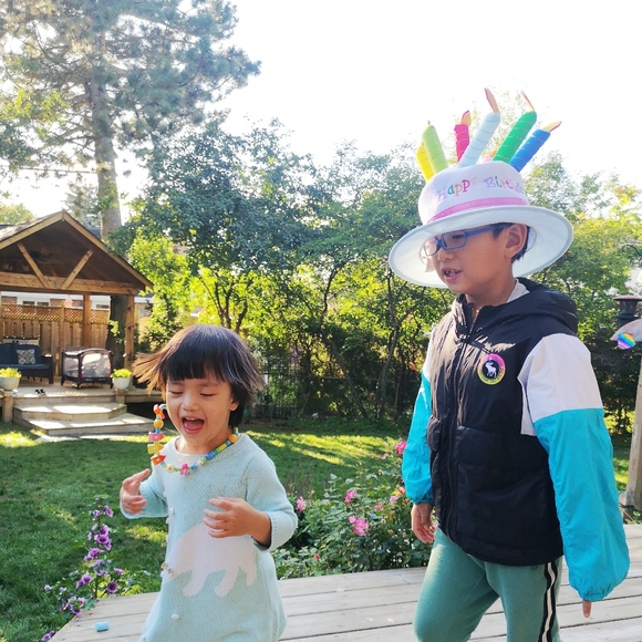 Meet your Posher, Qian - Picture 1 of 1